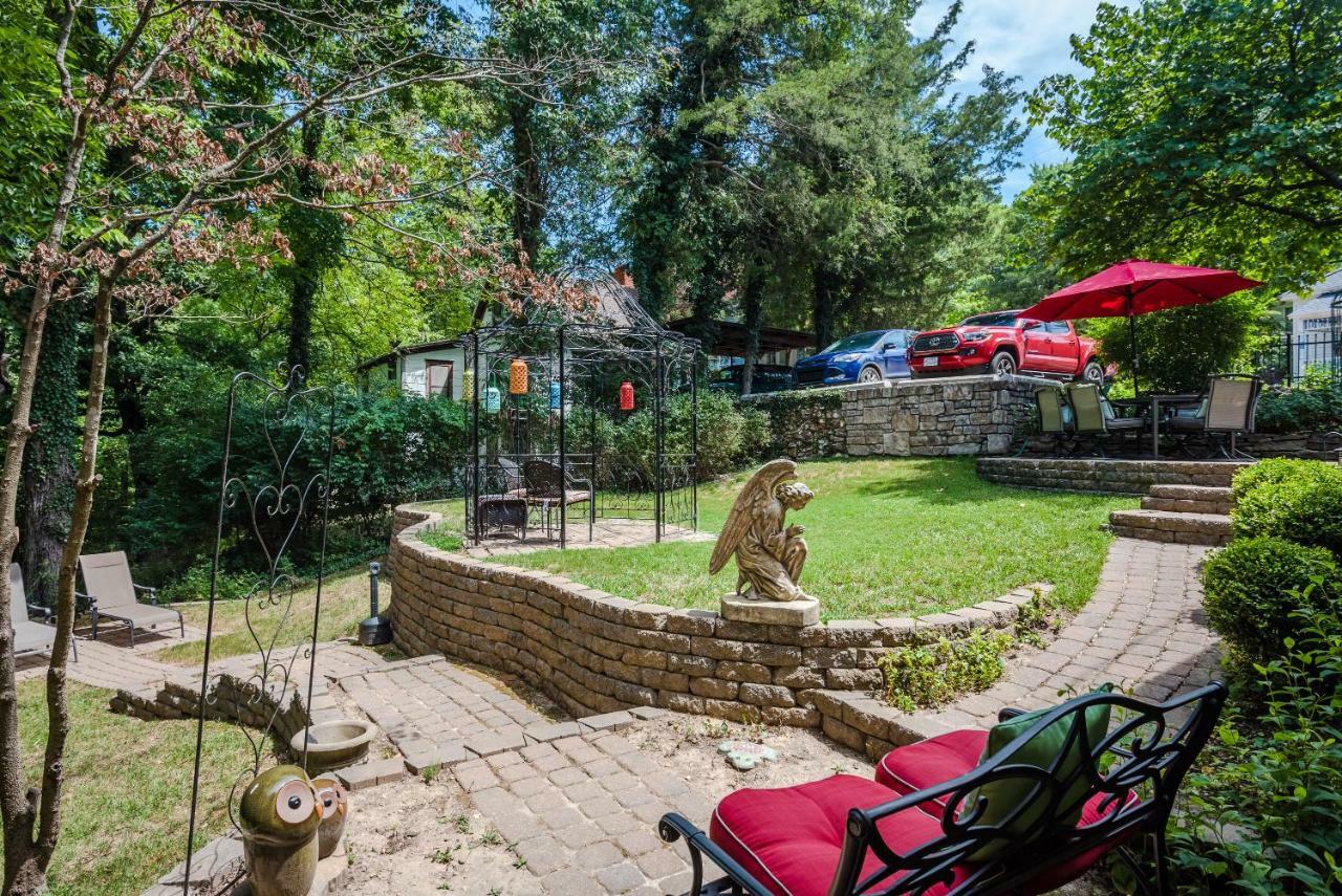 Red Bud Manor Inn Eureka Springs Buitenkant foto
